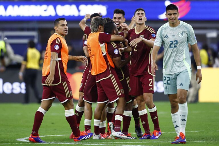 venezuela national football team vs mexico national football team timeline