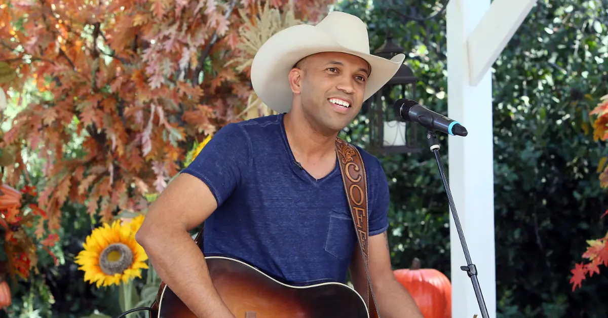 Coffey Anderson Net Worth