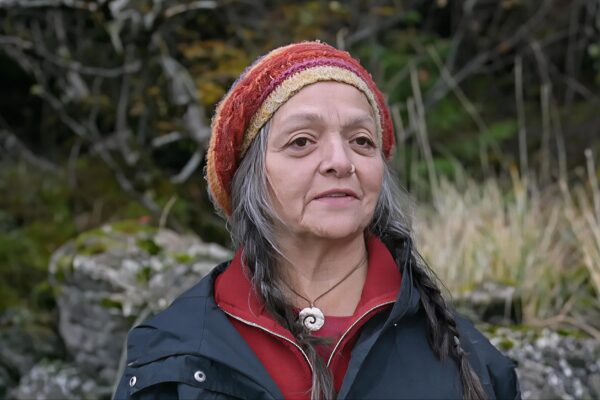 Litzi Botello Net Worth